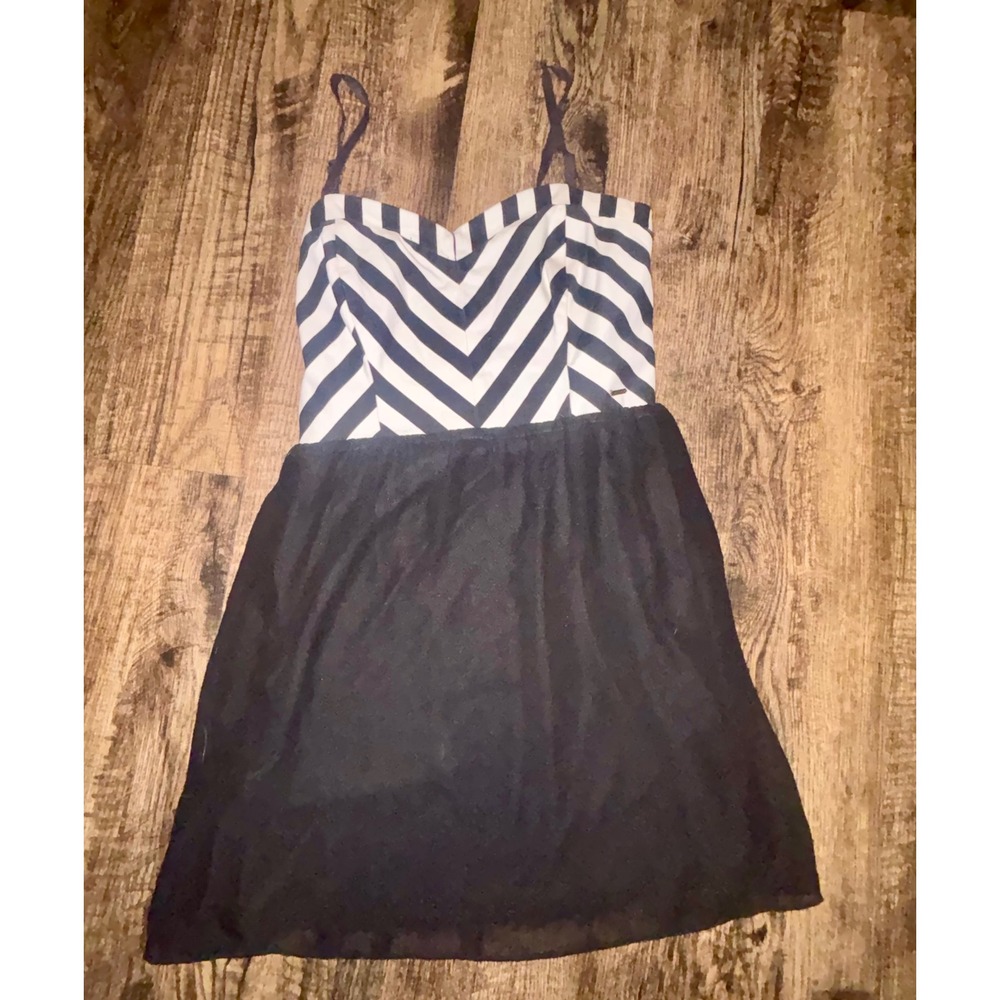 Volcom Corpo Class Striped Sweetheart Mini Dress Black White Size 11 Y2K VTG
